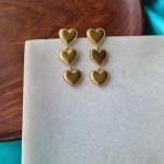 Hanging heart earring