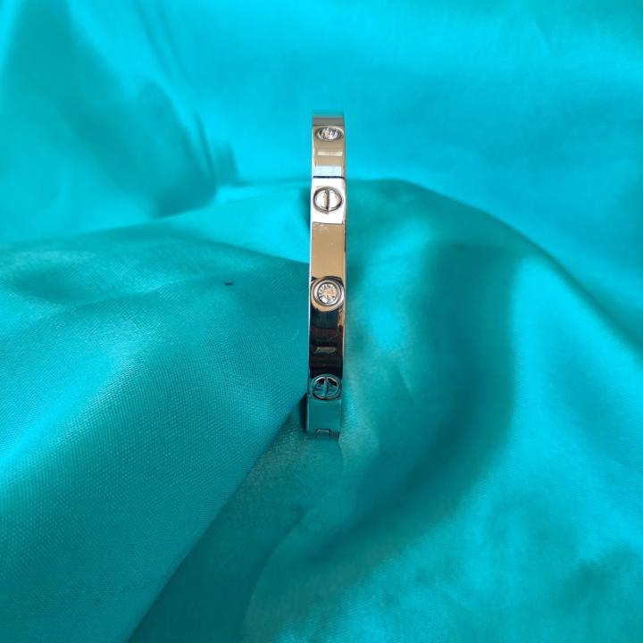 Anti-tarnish braclate_29