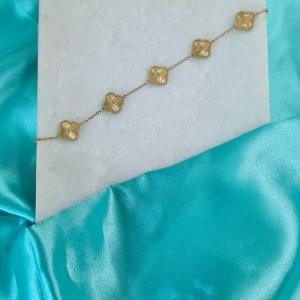 Golden clown loose bracelet