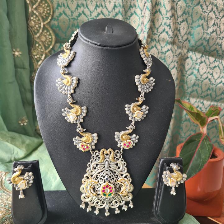 NavRang Fusion Necklace 03